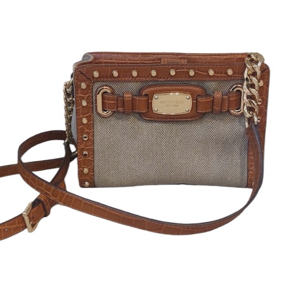 Michael Kors Gold Studded
Crossbody Bag Tan Canvas Leather and
Strap Chain Purse - Picture 1 of 5